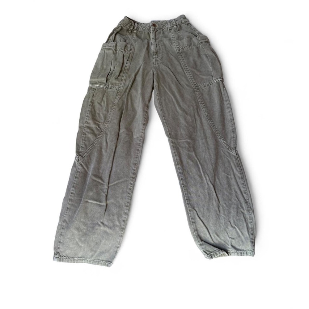 Urban Outfitters Cargo Pants - Picture 2 of 7
